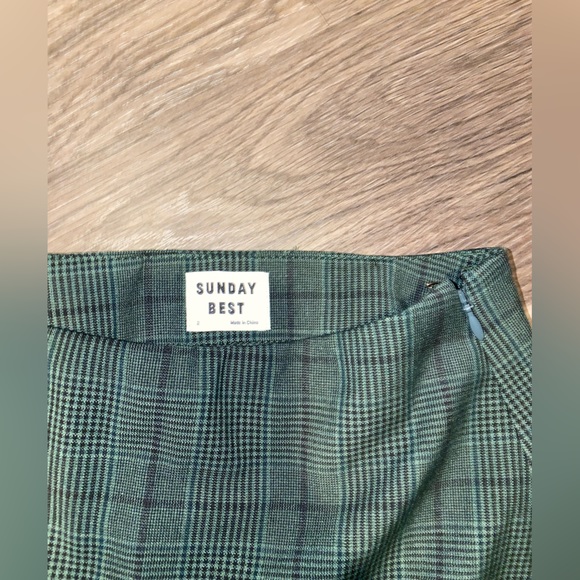 Aritzia Sunday Best Plaid Skirt - Picture 3 of 4